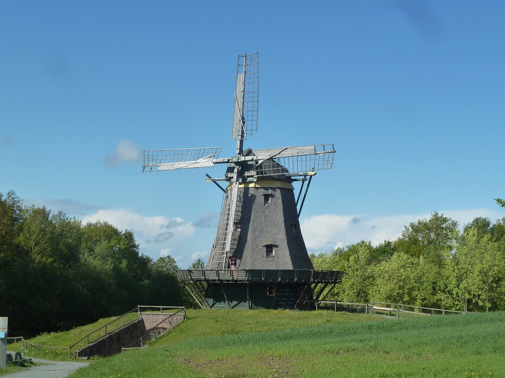 P1100063.JPG -  Hessenpark  WindmÃ¼hle ( Hessenpark  wind mill)