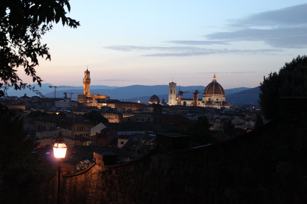 IMG_5556.JPG -  Palazzo Vecchio  and  Basilica di Santa Maria del Fiore 