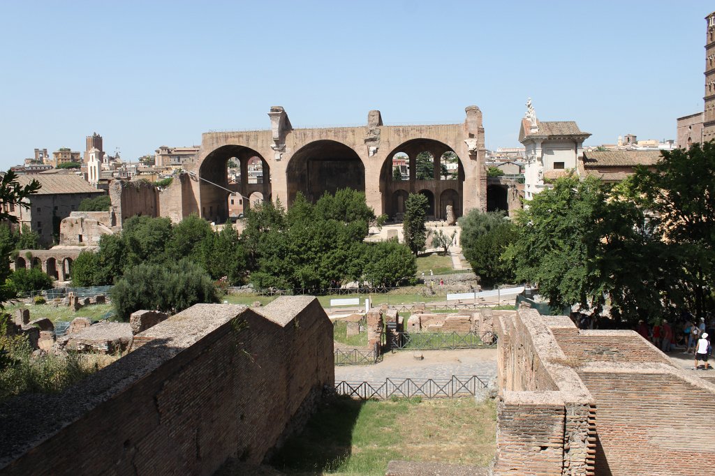IMG_6670.JPG -  Basilica of Maxentius 