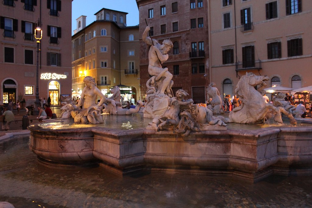 IMG_6889.JPG -  Fountain of Neptune 