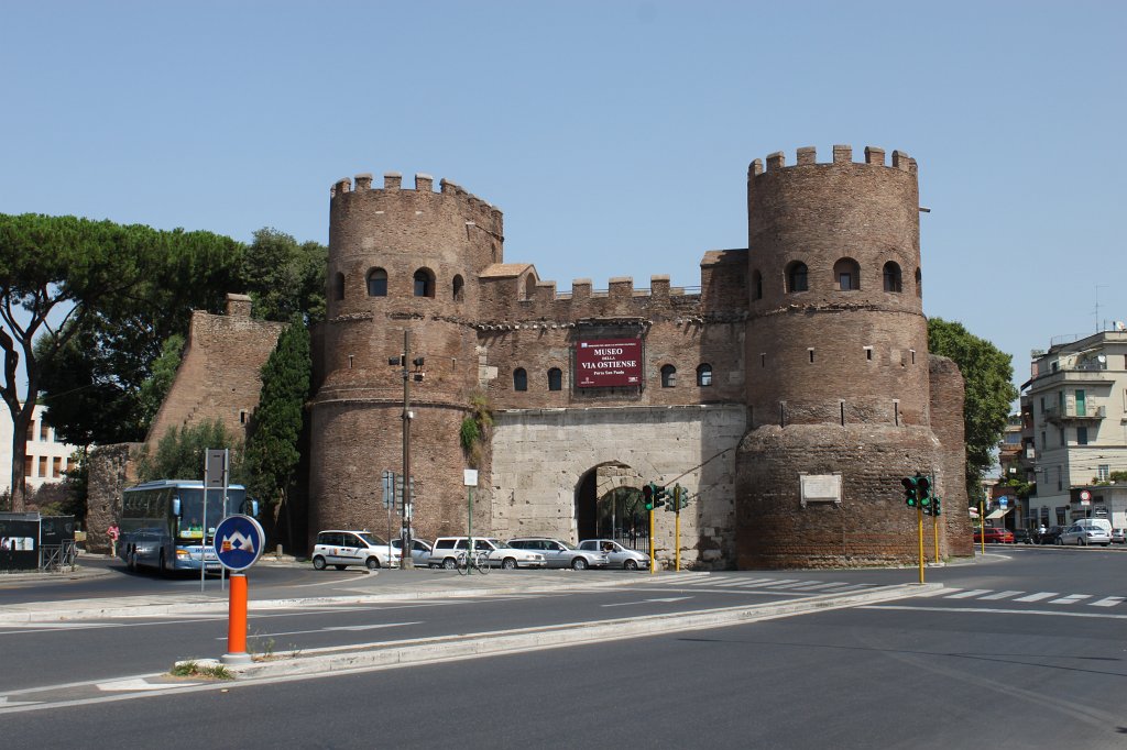 IMG_6966.JPG -  Porta San Paolo 