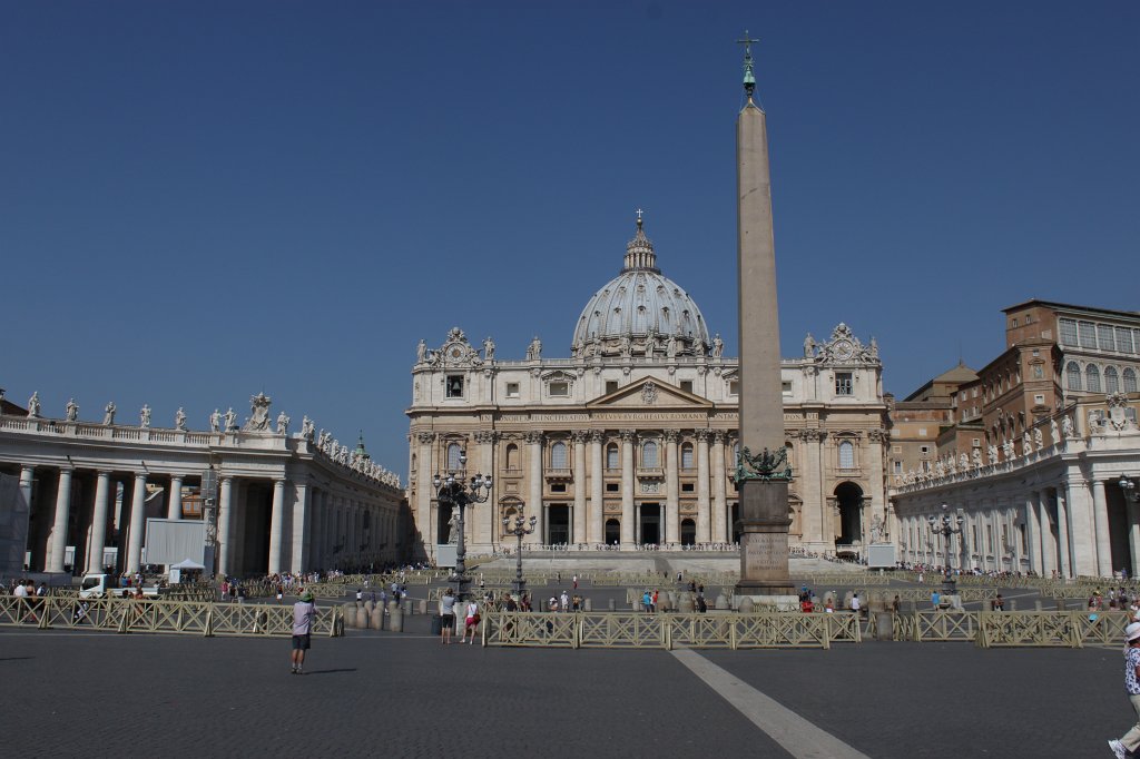 IMG_7063.JPG -  St. Peter's Square , Basilica and Obelisk