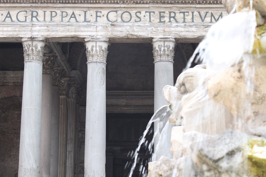 IMG_7380.JPG - Fountain &  Pantheon 