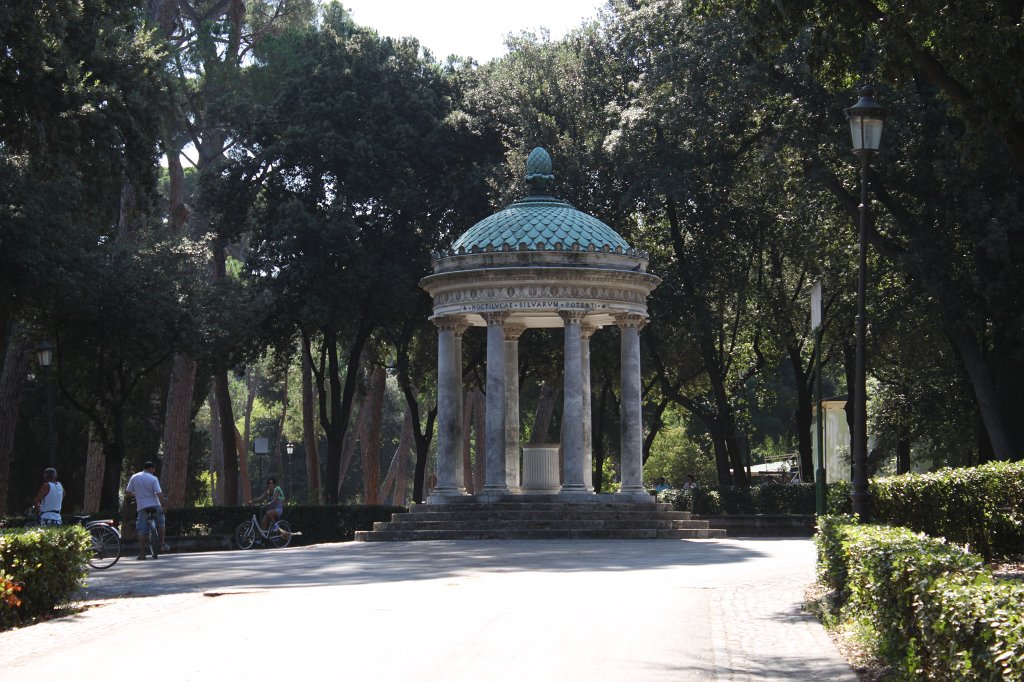 IMG_7415.JPG - Tempietto di Diana