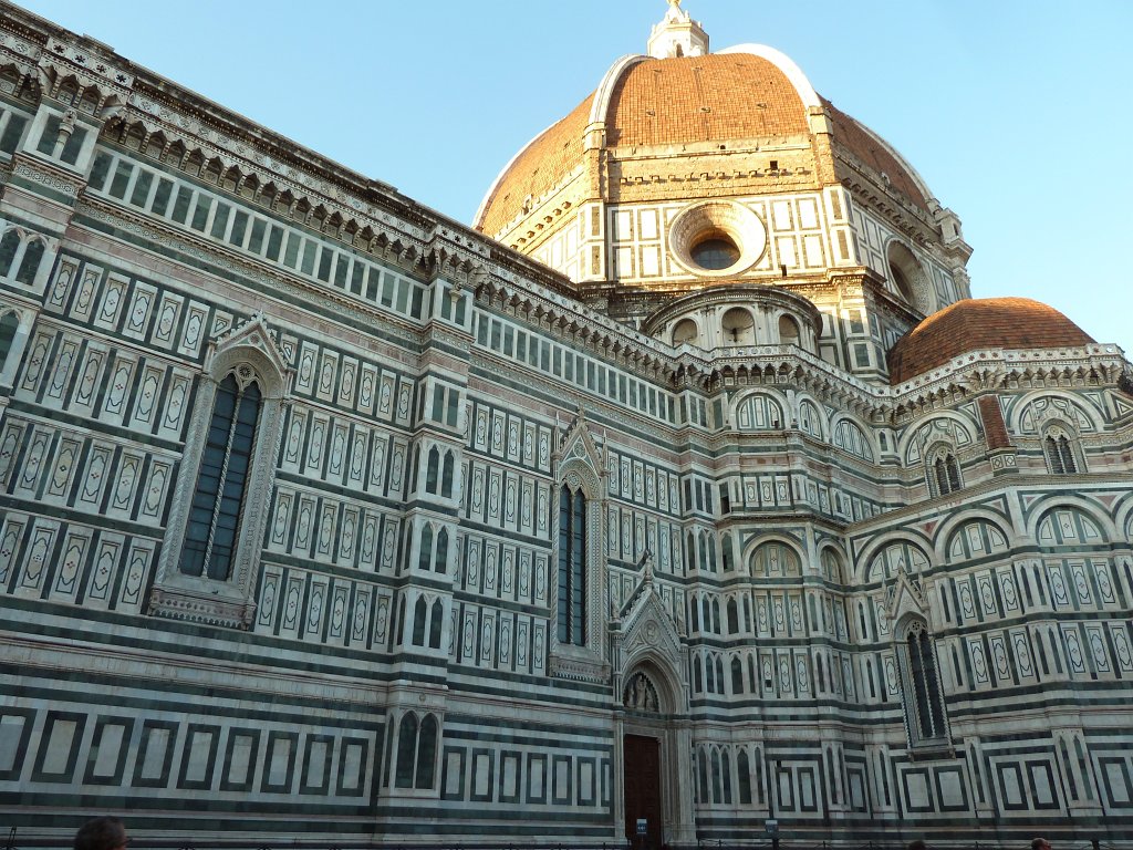 P1100239.JPG -  Basilica of Saint Mary of the Flower 