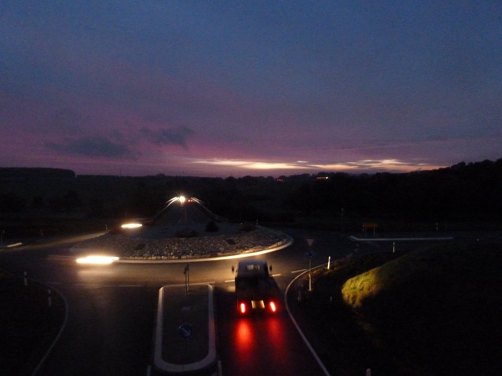 P1100948.JPG - Morning has broken