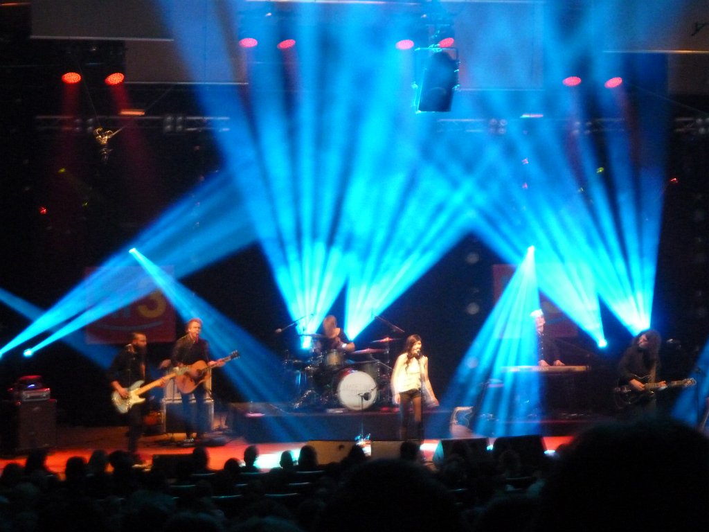 P1110607.JPG -  hr3 @night -  Madeline Juno 