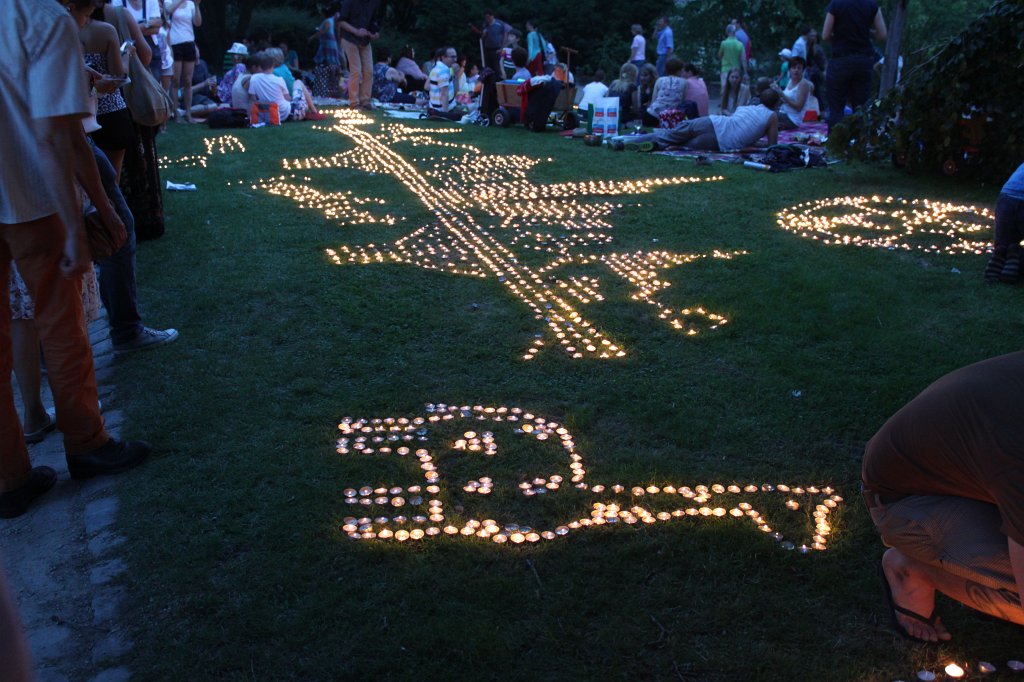 IMG_1144.JPG - The lights of the  Palmengarten  Lichterfest