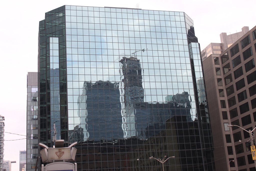 IMG_2174.JPG - New skyscraper is growing