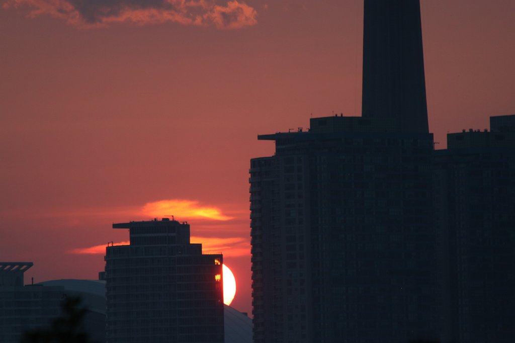 IMG_2245.JPG -  Toronto  sunset