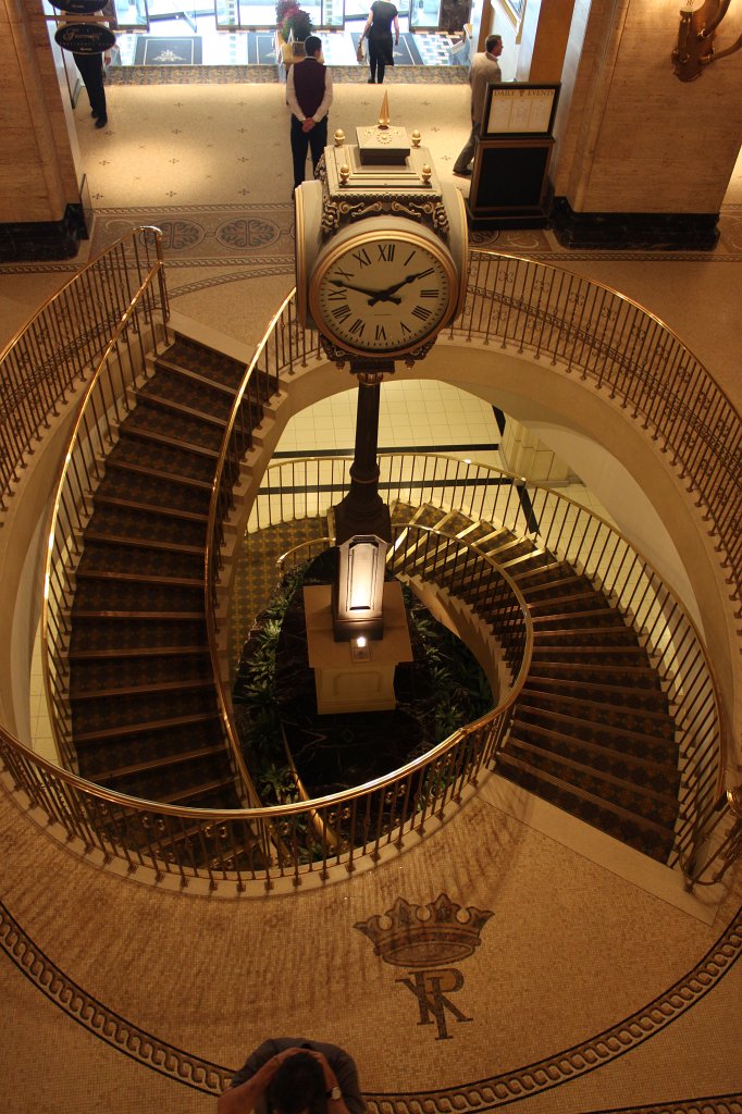 IMG_2384.JPG - Spiral stairs