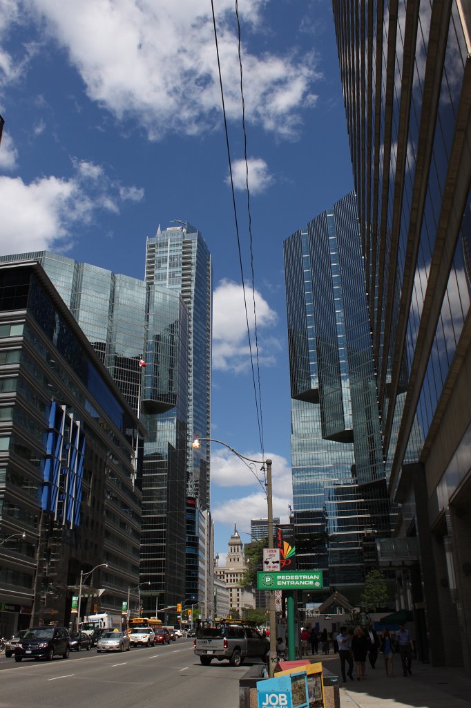 IMG_2872.JPG -  University Ave 