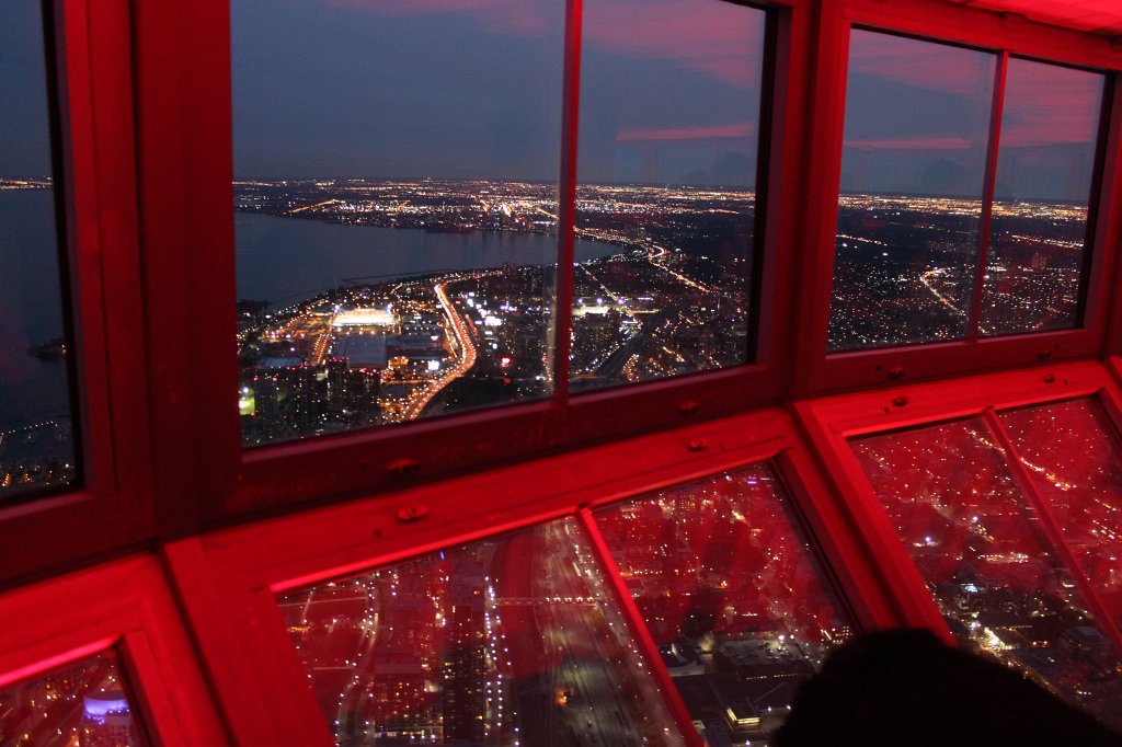IMG_3072.JPG -  Toronto  view from  Skypod 