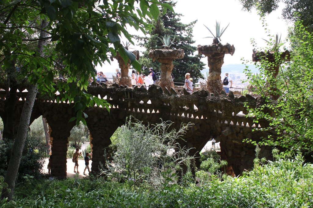 IMG_3781.JPG -  Park Güell  - The Austria Gardens upper viaduct
