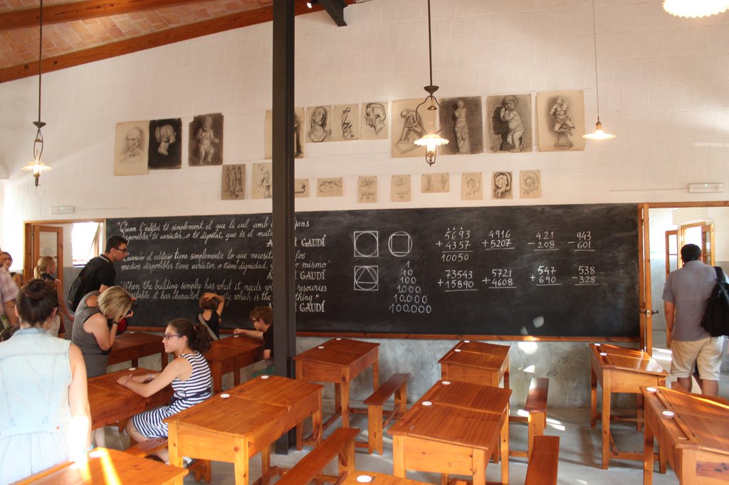 IMG_5469.JPG - Basílica i Temple Expiatori de la  Sagrada Família  - School