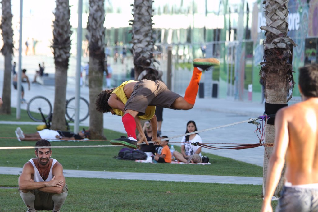 IMG_6399.JPG -  Slacklining 