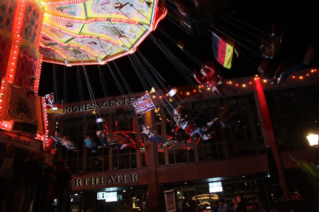 IMG_7060.JPG -  Laternenfest Bad Homburg  2014 - Kettenkarusell