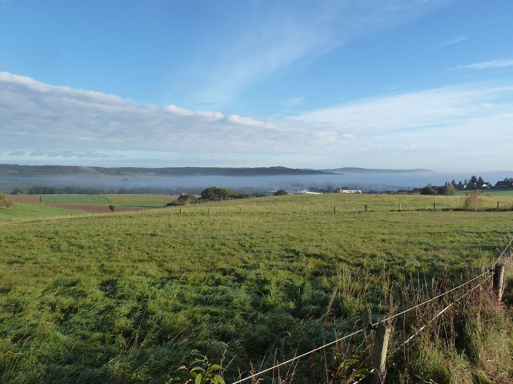 P1130583.JPG - Above the fog layer