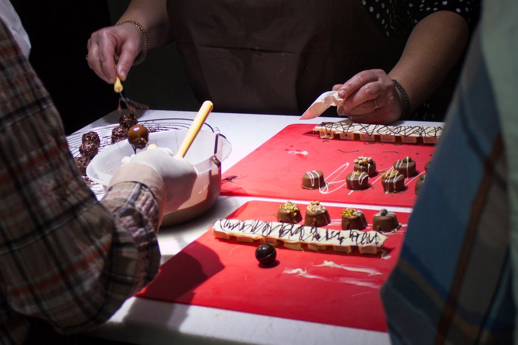 IMG_7449_c.jpg - Creating sweet art in the  Chocolate Museum   Cologne 