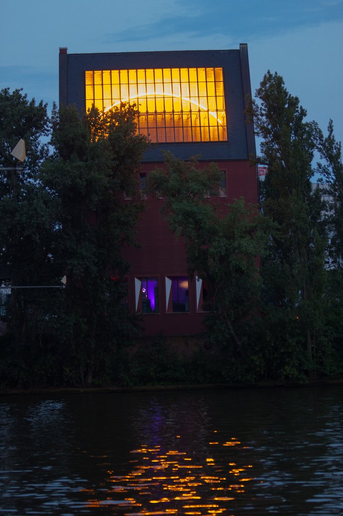 IMG_1971_c.jpg -  Portikus 