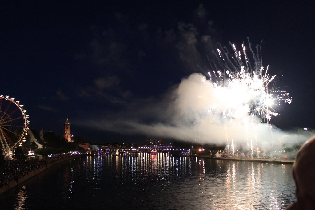 IMG_2476.JPG - Mainfest Frankfurt - Feuerwerk