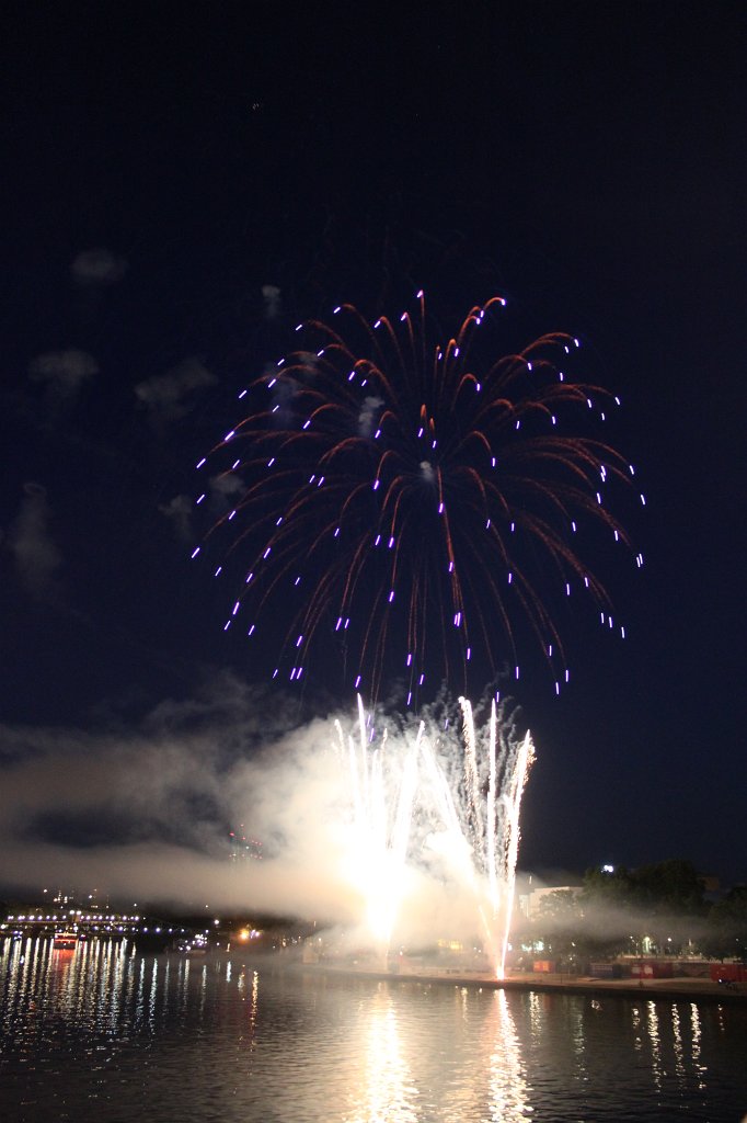 IMG_2516.JPG - Mainfest Frankfurt - Feuerwerk