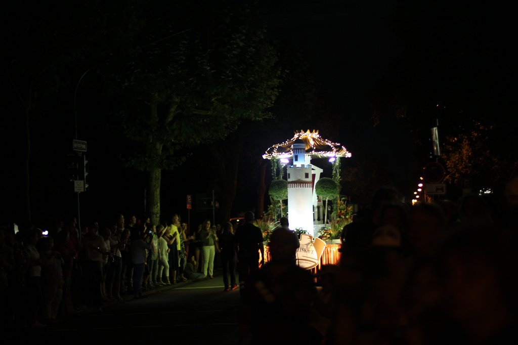 IMG_4060.JPG - Laternenfest  Bad Homburg  2015 pageant