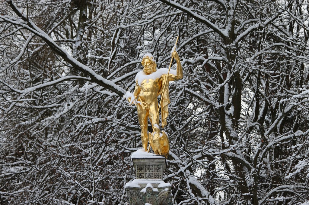 IMG_6382.JPG -  Jupiter Column  in the snow