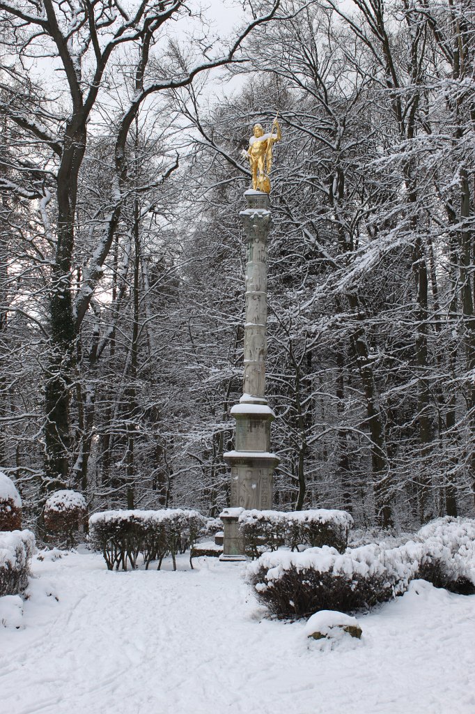 IMG_6384.JPG -  Jupiter Column  in the snow