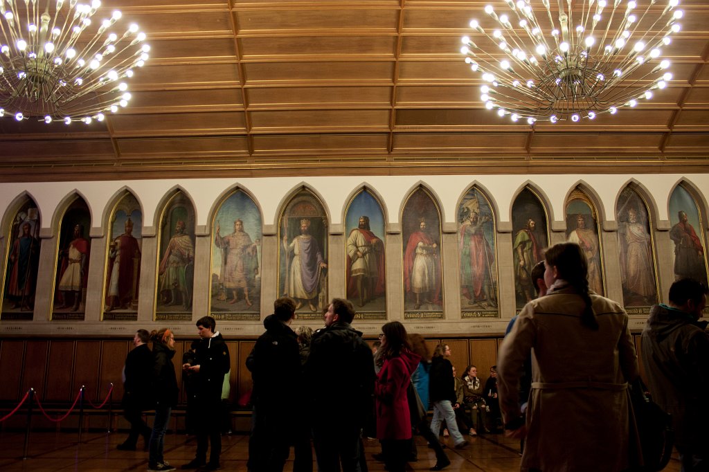 IMG_8967_c.jpg -  Emperor's Hall (Kaisersaal)  in the  "Römer"  the city hall of  Frankfurt  -  Night of Museums  2016  Frankfurt 