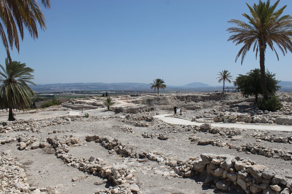IMG_2974.JPG -  Tel Megiddo . Tel Megiddo is better known under its Greek name Armageddon. After the last battle the ruins are waiting for the next big thing.