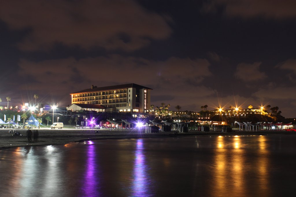 IMG_3218.JPG -  Herzliya  beach at night