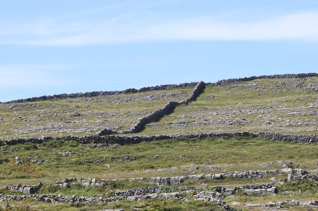 IMG_5167.JPG -  Inishmore  walls. Inishmore is the biggest of the  Aran islands .