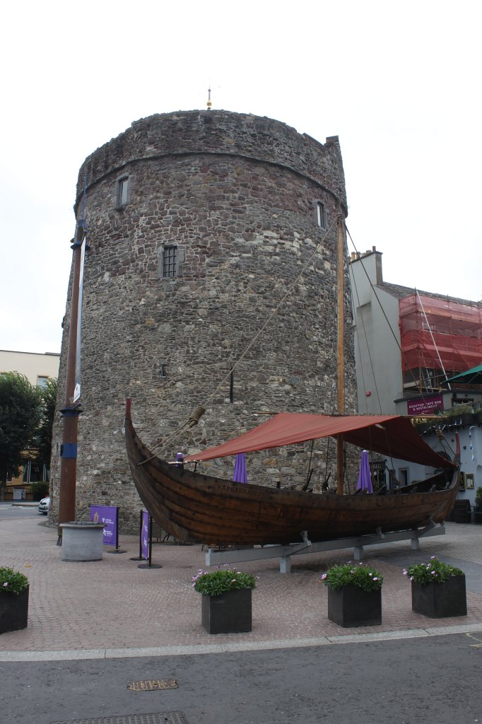 IMG_5827.JPG -  Reginald's Tower 