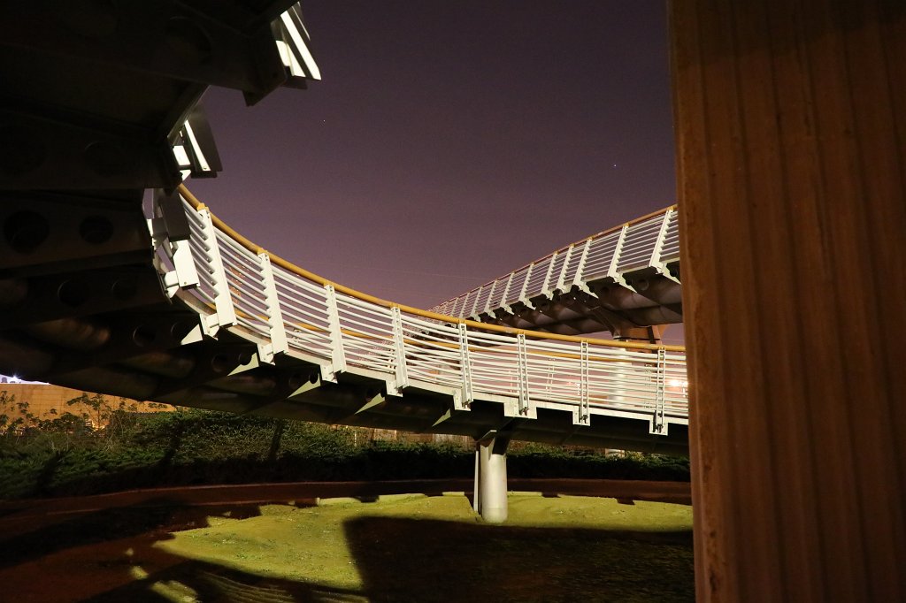 574A1120.JPG -  Herzliya  pedestrian bridge