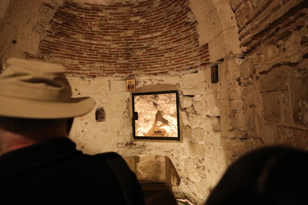 574A1770.JPG -  Church of the Holy Sepulchre  - Chapel of Adam - Rock of Calvary