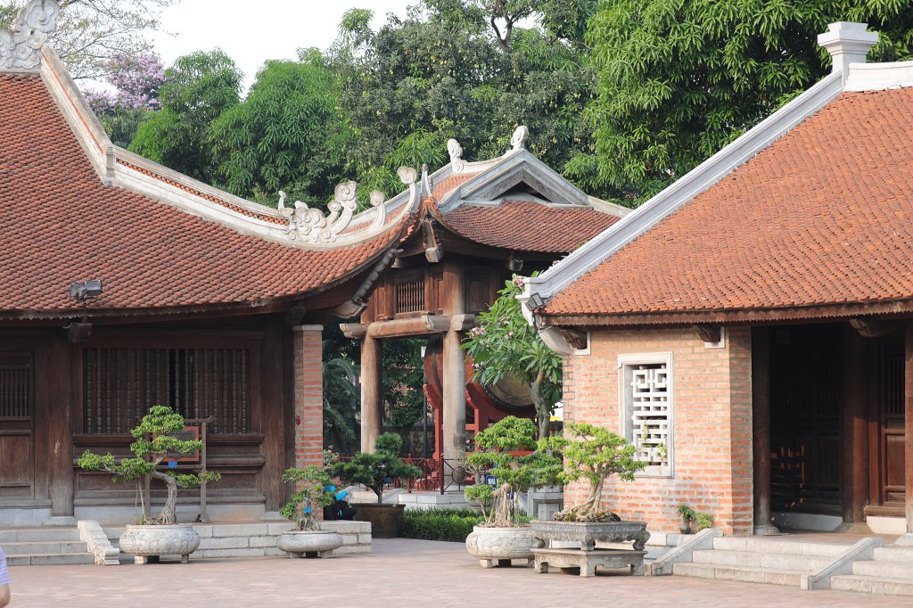 574A5887.JPG -  Temple of Literature  is a  Temple of Confucius  in  Hanoi  - Temple of Literature - Fifth courtyard and the drum tower