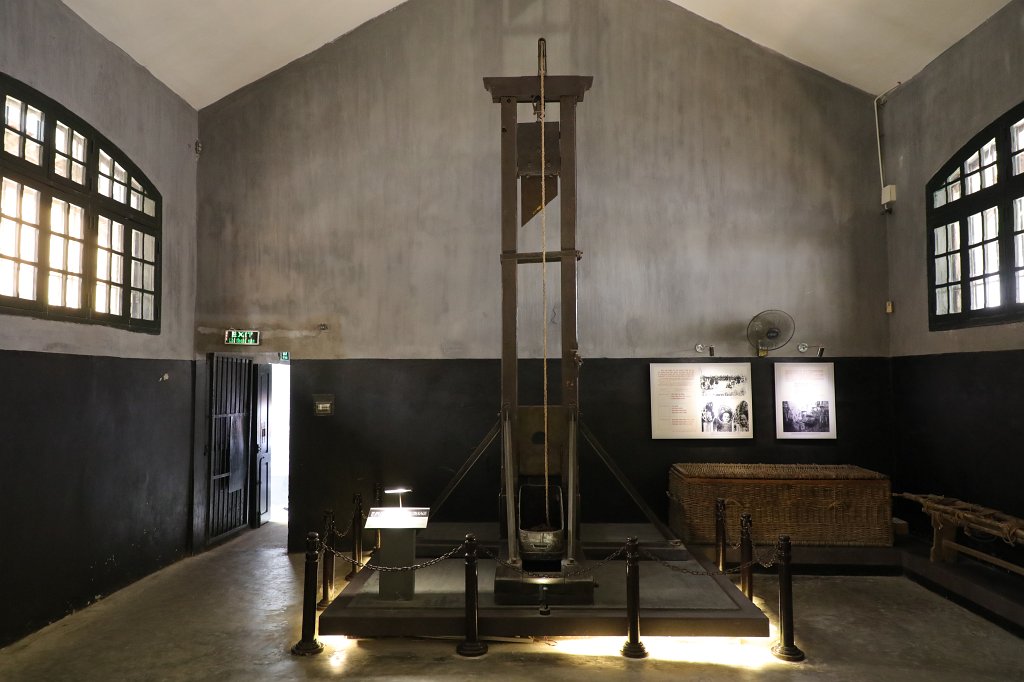 574A5940.JPG -  Hỏa Lò Prison  museum
