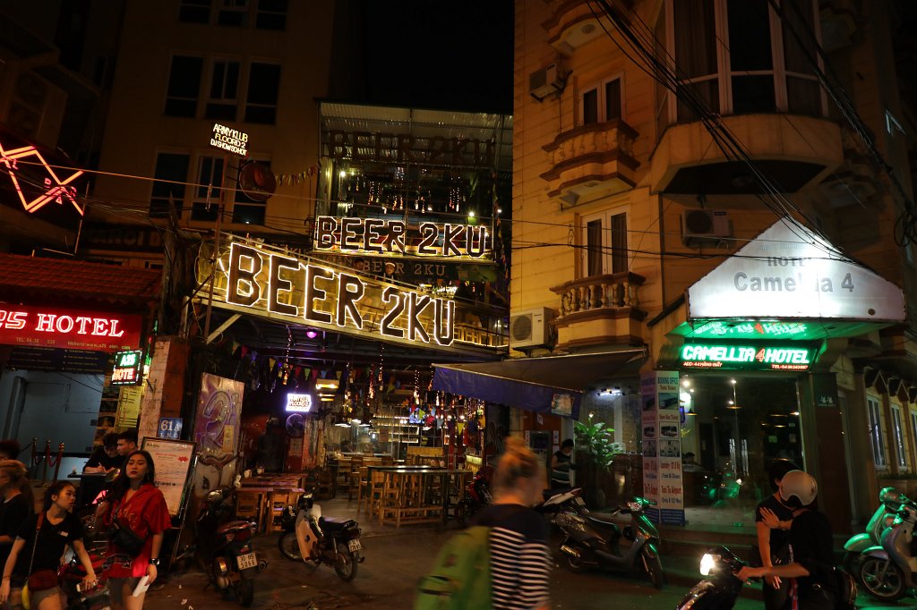 574A6469.JPG - Streets of  Hanoi 