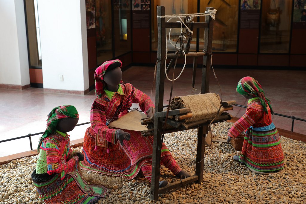 574A6656.JPG -  Vietnam Museum of Ethnology 