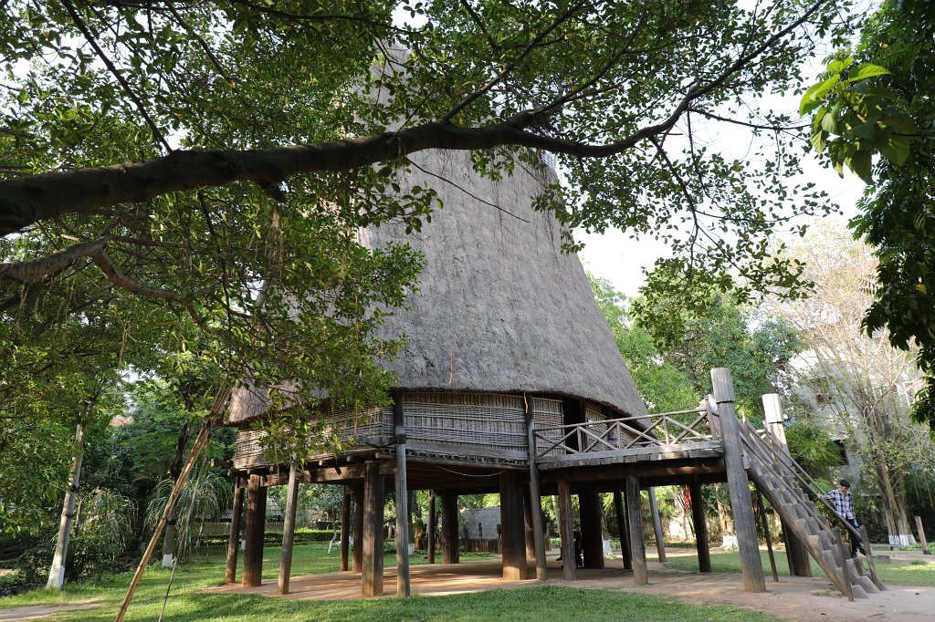 574A6691.JPG -  Vietnam Museum of Ethnology  - Rong House
