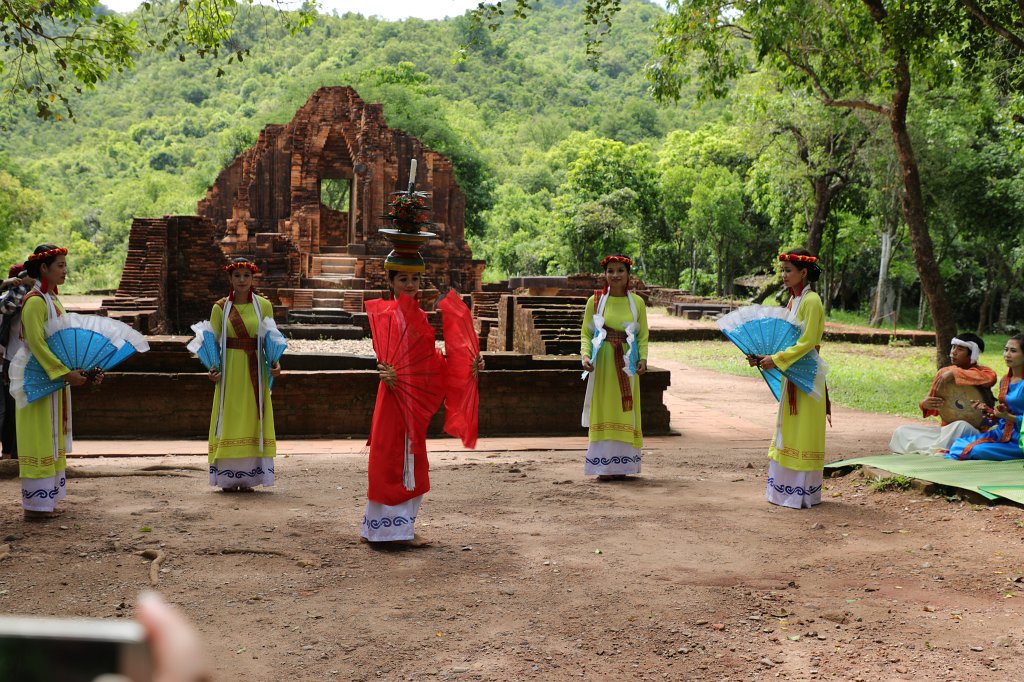 574A7747.JPG -  Mỹ Sơn  Sanctuary is an archaeological site and recognized by UNESCO as a world heritage site. From the 4th to the 14th century AD, the valley at Mỹ Sơn was a site of religious ceremony for kings of  Champa  which were also buried there. During Vietnam war many buildings were destroyed. Dance at group G.