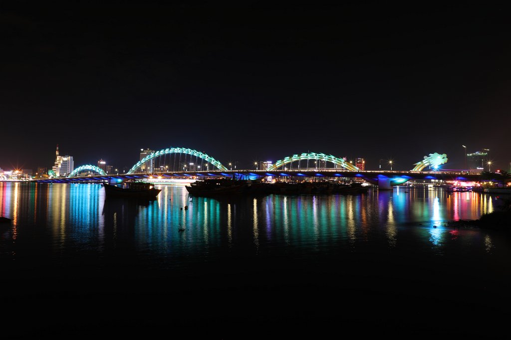 574A7985.JPG -  Dragon Bridge   Danang . Each Saturday and Sunday evening at 9PM the dragon "breathes" fire or water. In our case it was water but still a show.