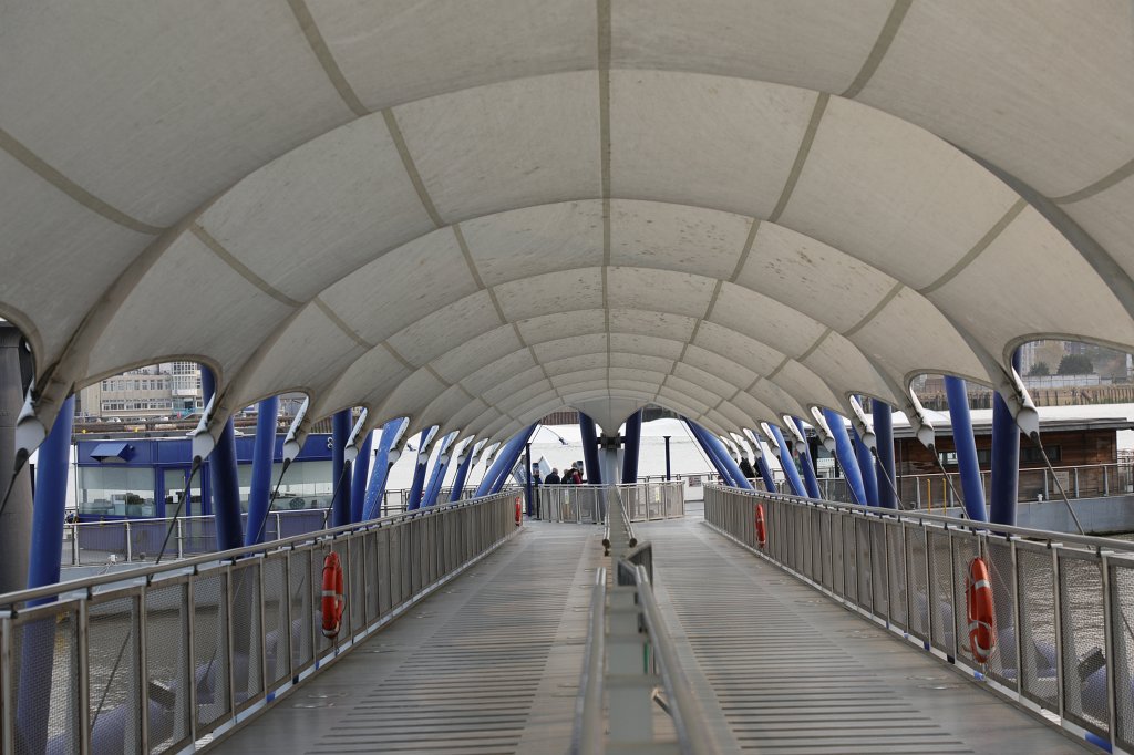 574A0007.JPG - North Greenwich Pier