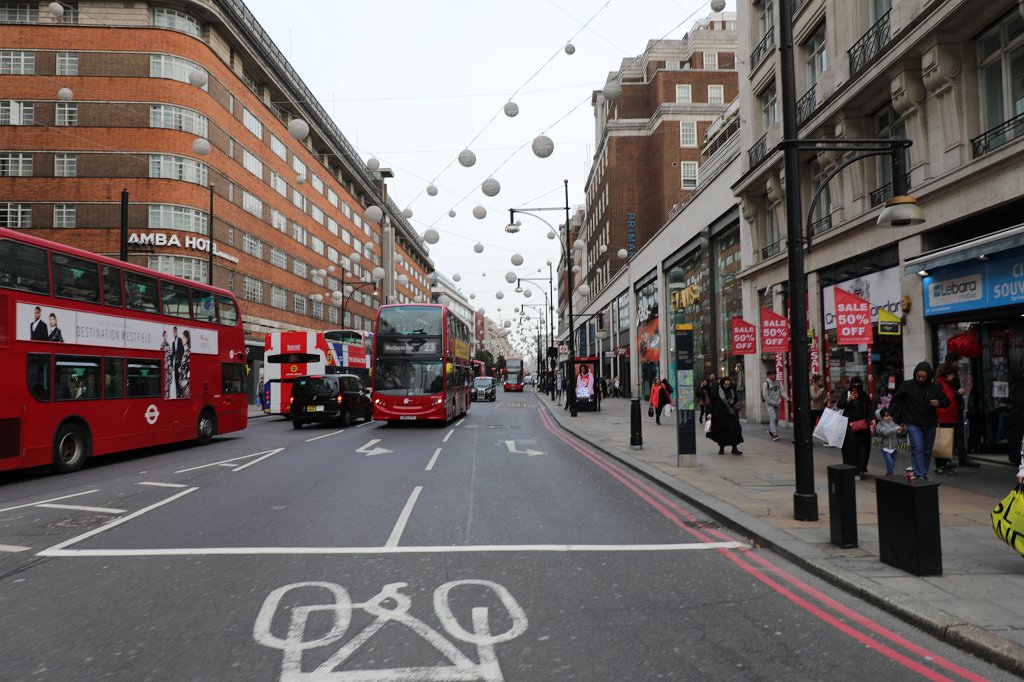 574A0233.JPG -  Oxford Street 