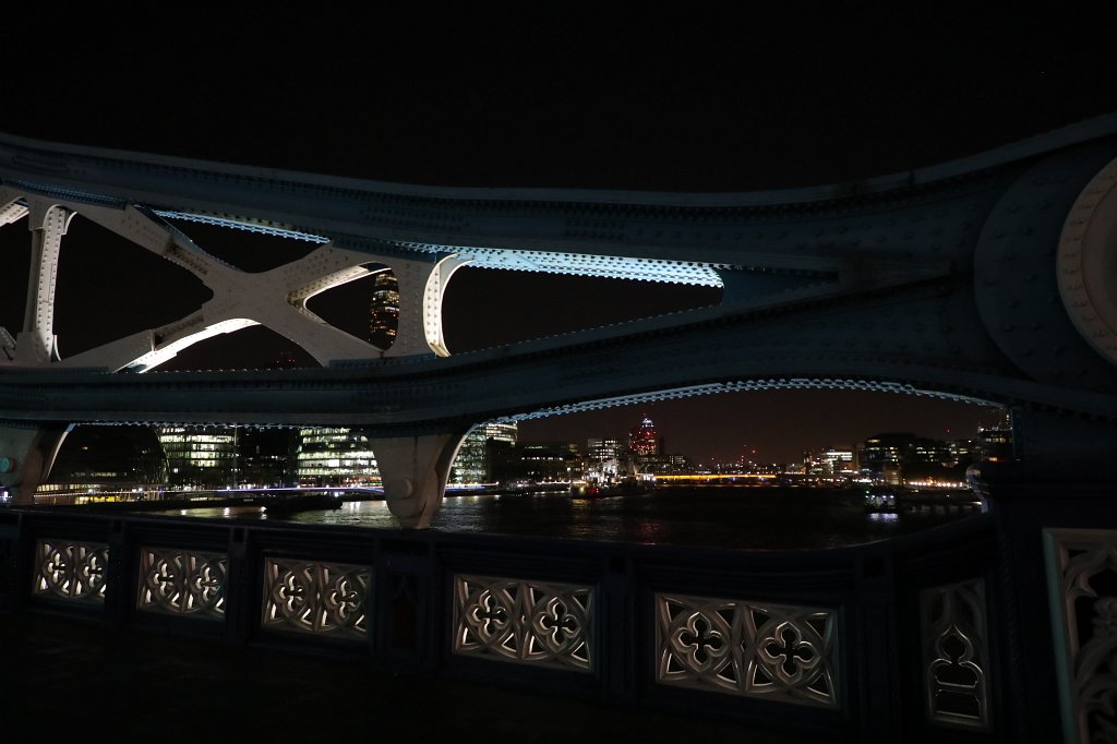 574A9822.JPG -  Tower Bridge 