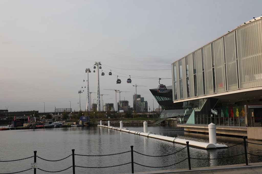 574A9936.JPG -  London Emirates Air Line  (cable car)