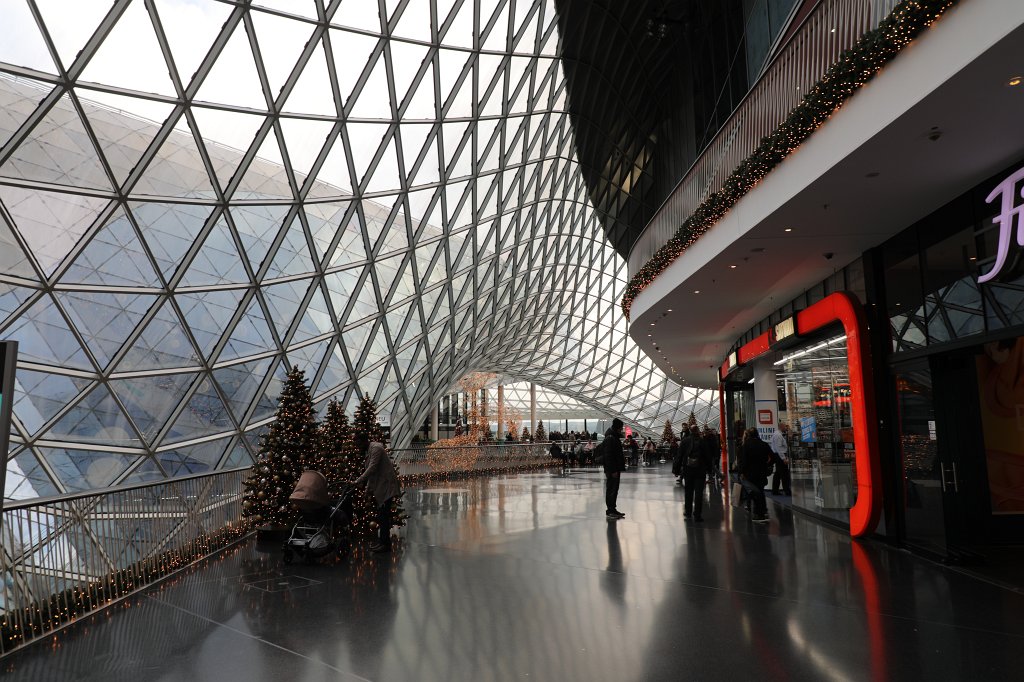 574B0735.JPG - MyZeil Christmas