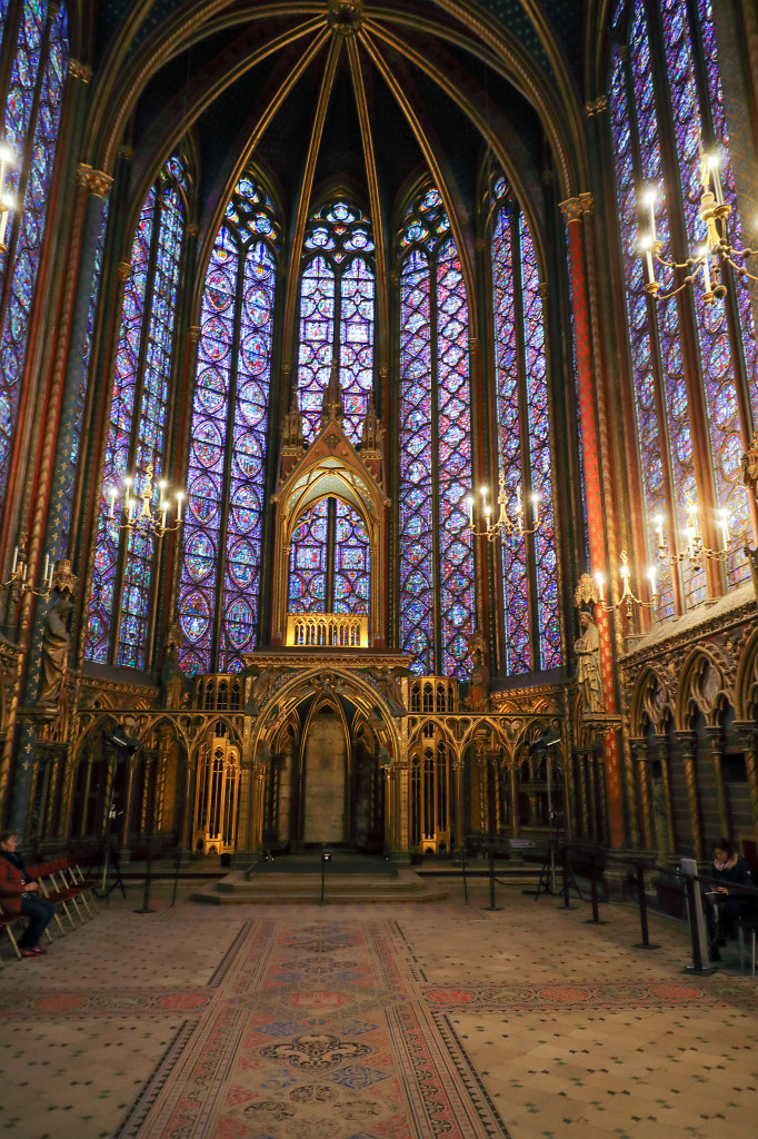 574B1220_c.jpg -  Sainte-Chapelle  upper floor