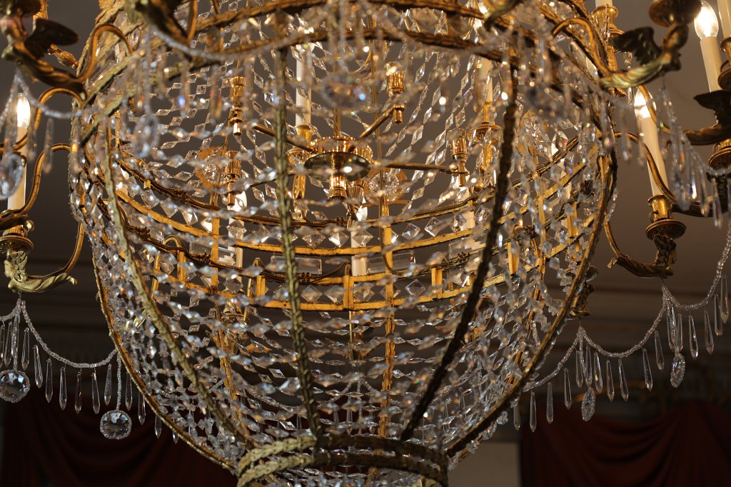 574B5606.JPG -  Nymphenburg Palace  chandelier in  Munich 